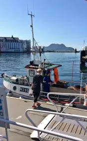 Alesund Harbour. У местных рыбаков всегда можно купить свежие морепродукты.