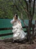 Китайская невеста на фотосессии