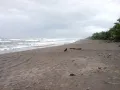 Побережье Карибского моря с черным песком