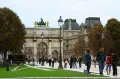 Триумфальная арка возле Лувра