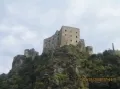 Величественный Арагонский замок