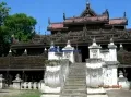 Деревянный монастырь Швенандао. Мандалай