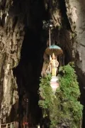 Вход в храм Batu Cave