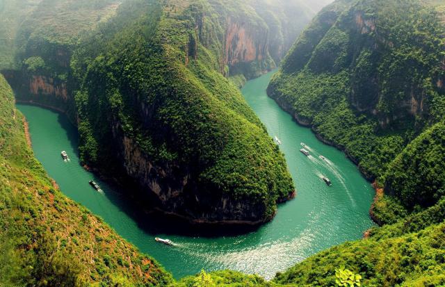 Три ущелья у реки Янцзы
