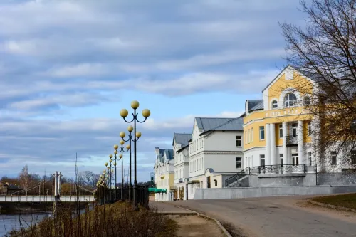 Туры в Россия (Москва, Подмосковье) - Львовская летопись Торжка (Знаменское-Раек - Торжок - Василево) автобусная (15 часов) 25.07, 29.08, 26.09, далее по графику