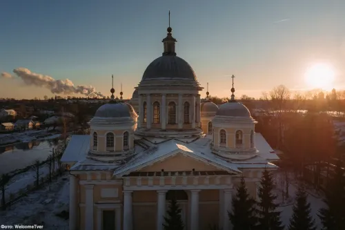 Туры в Россия (Москва, Подмосковье) - Львовская летопись Торжка (Знаменское-Раек - Торжок - Василево) автобусная (15 часов) 25.07, 29.08, 26.09, далее по графику