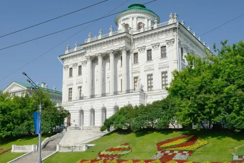 Туры в Россия (Москва, Подмосковье) - Чудо в Подсосенском переулке Особняк Морозовых (пешеходная) 2 часа (16.11, 23.11, 30.11)