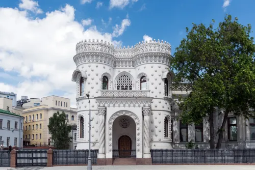 Туры в Россия (Москва, Подмосковье) - Чудо в Подсосенском переулке Особняк Морозовых (пешеходная) 2 часа (16.11, 23.11, 30.11)