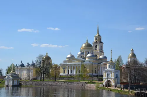 Туры в Россия (Москва, Подмосковье) - Селигер становится ближе (Осташков-Нилова Пустынь) автобусная (17 часов) 18.07, 25.07, 01.08, 15.08, 22.08, далее по графику