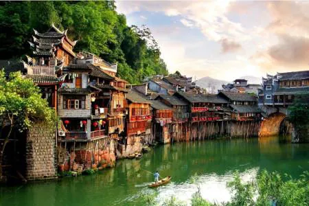 Туры в Китай - ПР33<br/>Шанхай - Чжанцзяцзе, горы Аватар - Фэнхуан - Пекин. Заезды ежедневно на 11дн/10н, без а/б