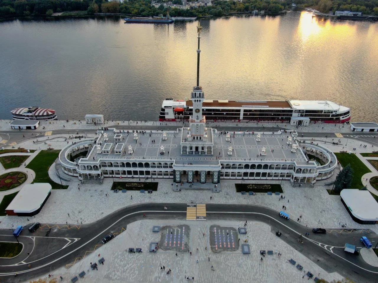 Туры в Россия (Москва, Подмосковье)