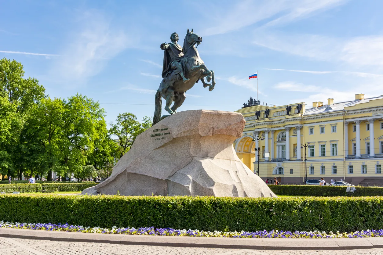 Туры в России (С-Петербург и Ленинградская область)