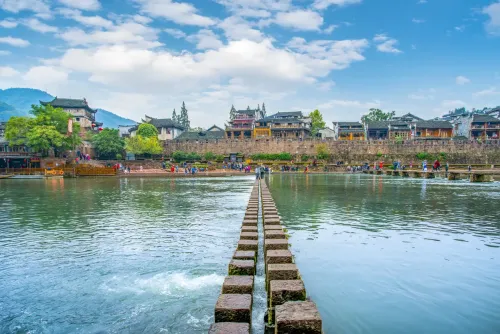 Туры в Китай - ПР25<br/>Чэнду - Лэшань - Эмэйшань - Чэнду - горы Аватар (Фэнхуан - Чжанцзяцзе) - Шанхай. Заезды по пятницам на 12дн/11н, без а/б