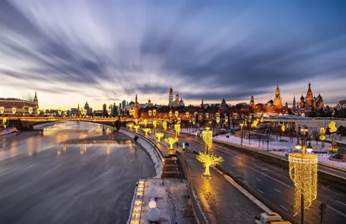 Туры в Россия (Москва, Подмосковье) - Младшая сестра московских высоток (Гостиница Украина) пешеходная (2,5 часа) 15.11