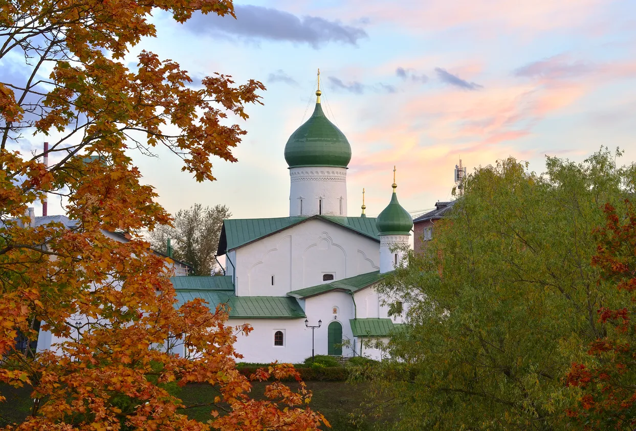 Туры в Россия (Псковская, Новгородская области)