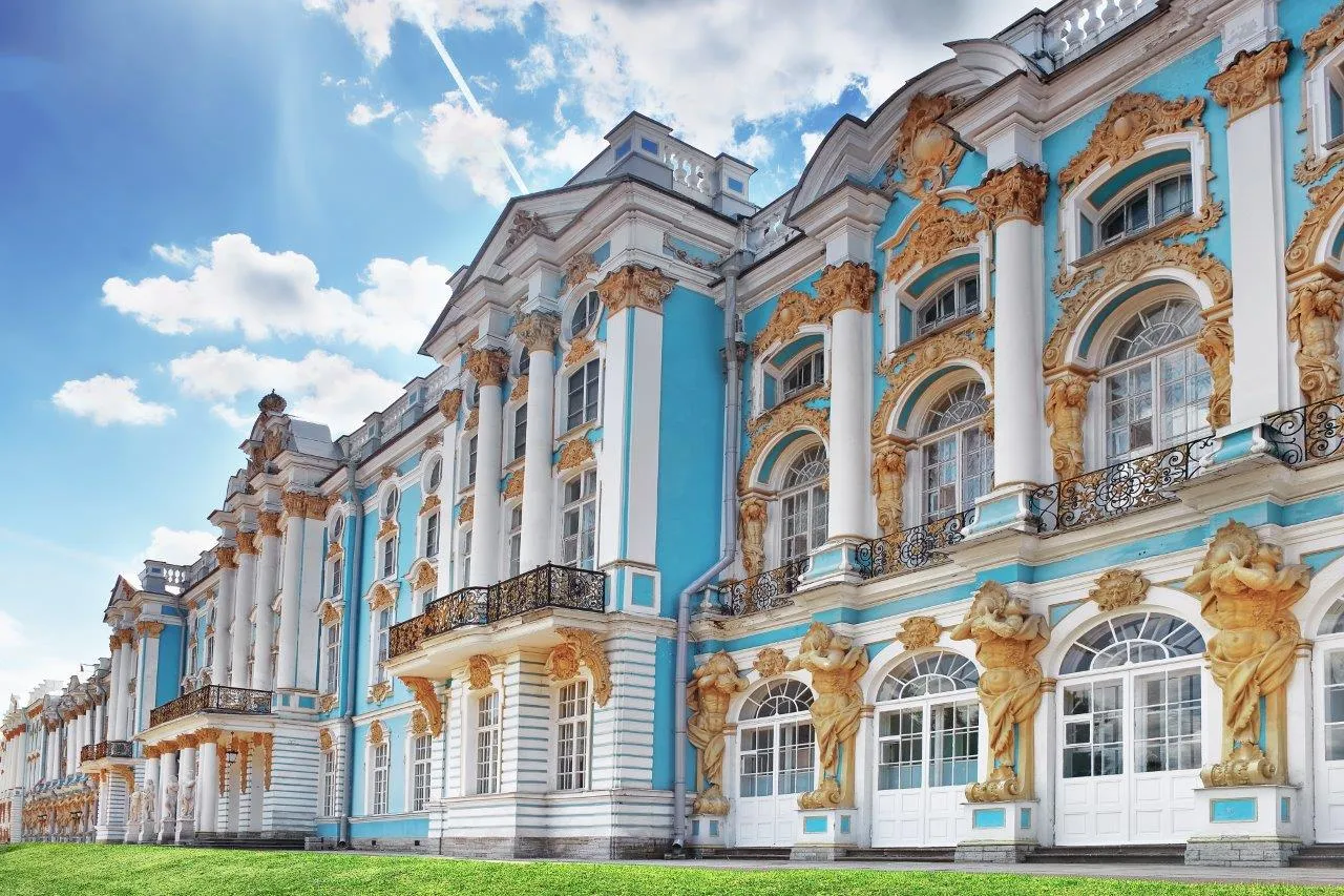 Туры в России (С-Петербург и Ленинградская область)