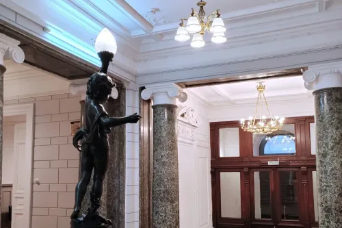 Туры в Россия (Москва, Подмосковье) - Тайна за семью печатями (Особняк Пономарёва-Арафелова на Знаменке) пешеходная (2,5 часа) 18.08