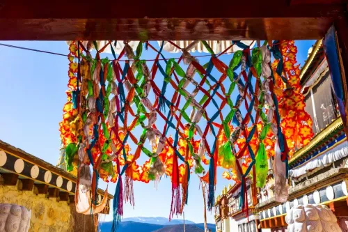 Туры в Китай - ПР63<br/>Путешествие в Шангри-Ла: легенды и реальность. Чэнду - Куньмин - Дали - Лицзян - Шангри-Ла - Чэнду. Заезды по субботам на 10дн/9н, без а/б