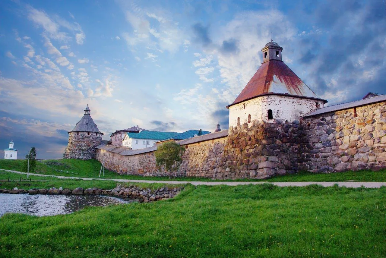 Туры в Россия (Карелия, Соловки)