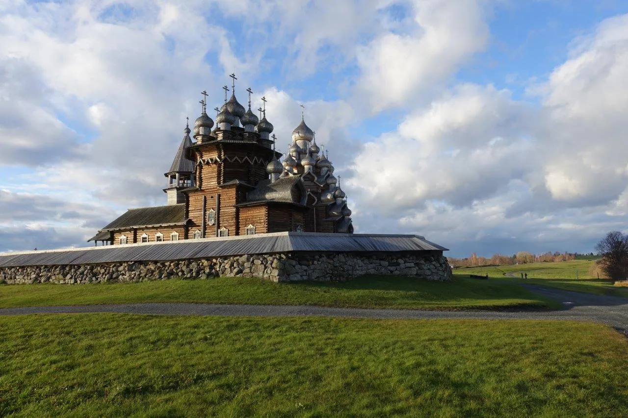 Туры в Россия (Карелия, Соловки)