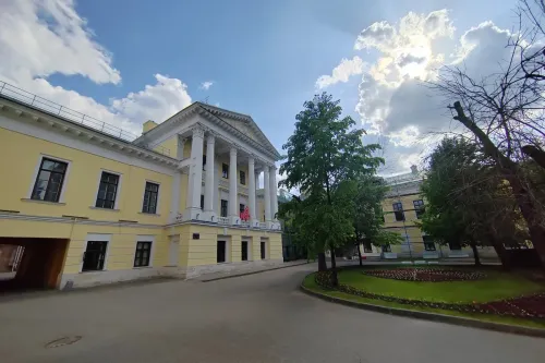 Туры в Россия (Москва, Подмосковье) - Горе от ума – аргумент или факт? (Мясницкая - Усадьба И. Барышникова (Издательский дом АиФ)) пешеходная (2,5 часа) 06.08