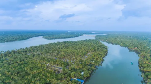 Туры в Индию - ПР116<br/>Битарканика (Корабли-катамараны NV Bhitarkanika и NV Mahanadi). Заезды по понедельникам 06.10.2025-27.04.2026 на 3 ночи, без а/б 