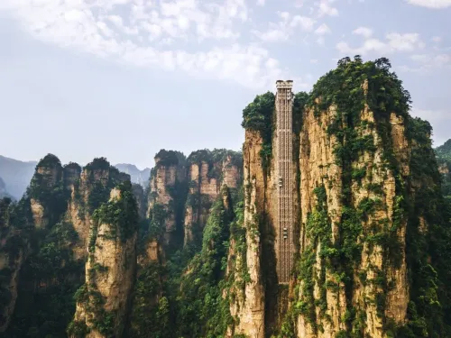 Туры в Китай - ПР184<br/>Чунцин, панды и горы Аватар. Цена с билетом! Вылет 03.02 на 8дн/6н, а/к Tianjin Airlines