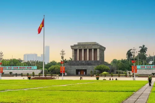 Туры в Вьетнам - ПР34<br/>Очарование Двух Столиц Вьетнама! Ханой -Халонг – Нинь Бинь - отдых о.Фукок- Хошимин. Заезды 25.04, 02.05 на 13 ночей с подбором а/б