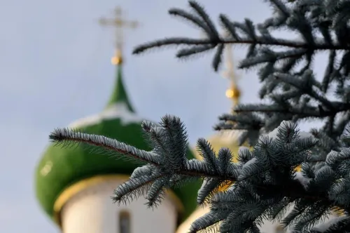 Туры в Россия (Москва, Подмосковье) - ПР3<br/>Золотое кольцо по понедельникам (Москва-Сегиев Посад-П.-Залесский-Ростов-Ярославль-Кострома-Иваново-Суздаль-Владимир) автобус (7д/6н) Заезды по графику