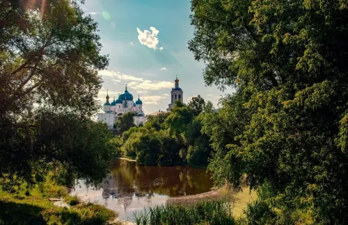 Туры в Россия (Москва, Подмосковье) - ПР5<br/>Золотое кольцо по понедельникам (Москва-Сегиев Посад-П.-Залесский-Ростов-Ярославль-Кострома-Иваново-Суздаль-Владимир) автобус (7д/6н) 11-17.05