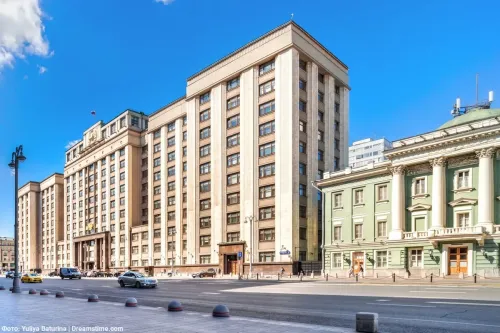 Туры в Россия (Москва, Подмосковье) - Сословие чести: по следам великих династий (Охотный ряд - Моховая - Романов пер. - Староваганьковский пер. - М. Знаменский пер.) пешеходная (2 часа) 06.08, 17.09