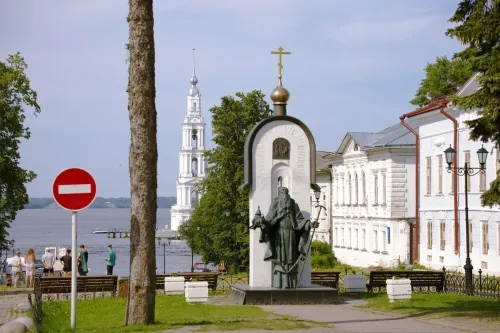 Туры в Россия (Москва, Подмосковье) - Рыбный день на Волге (Калязин-рыбное застолье-т/х прогулка-шоппинг) автобусная (14 часов) 18.07, 25.07, 01.08, 22.08, далее по графику