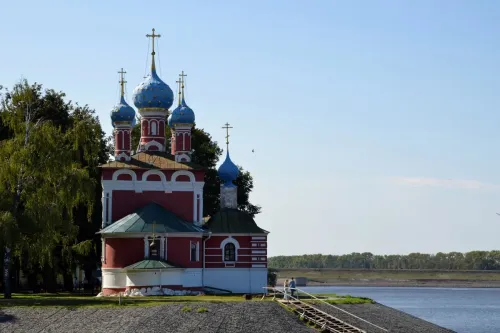 Туры в Россия (Москва, Подмосковье) - Сказки волжской старины (Углич – Мышкин) автобусная (14 часов) 25.07, 14.08, 05.09, 26.09, далее по графику